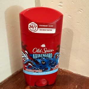NWT Old Spice Krakengard Red Deodorant